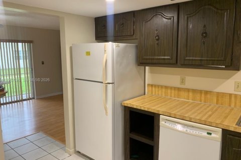 Copropriété à louer à Margate, Floride: 1 chambre, 68.56 m2 № 2024704 - photo 6