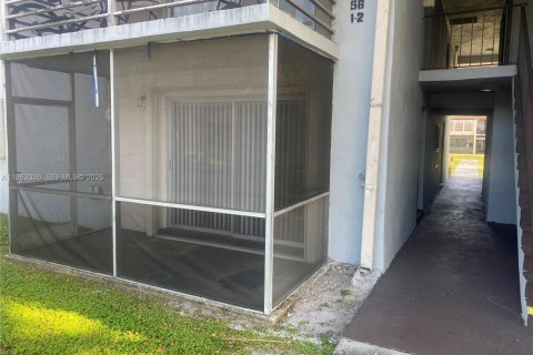 Copropriété à louer à Margate, Floride: 1 chambre, 68.56 m2 № 2024704 - photo 18