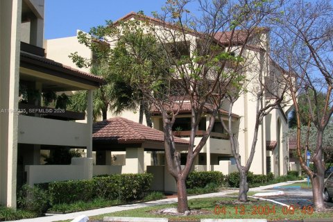 Кондоминиум с 2 спальнями в Майами, Флорида № 2003526