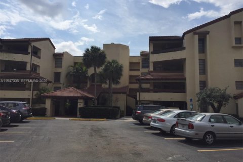 Снять в аренду кондоминиум в Майами, Флорида 2 спальни, 111.48м2, № 2003526 - фото 17