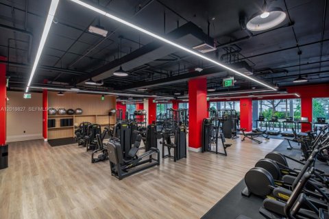 Condo in Doral, Florida, 1 bedroom № 2243504 - photo 12
