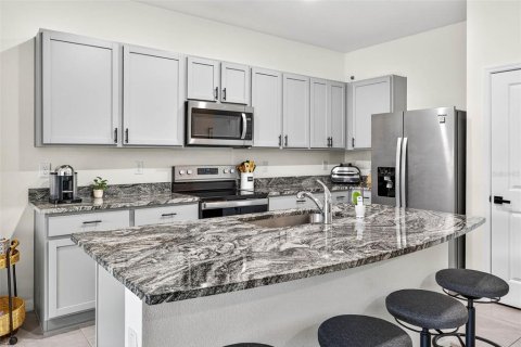 Adosado en alquiler en Land O' Lakes, Florida, 3 dormitorios, 155.43 m2 № 1908255 - foto 11