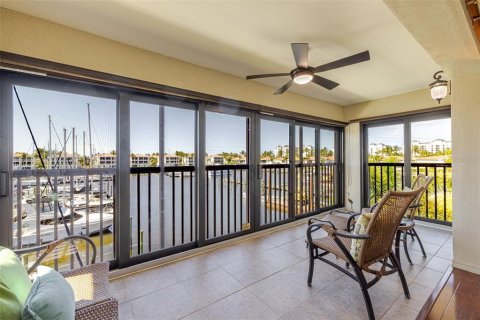 Condominio en venta en Punta Gorda, Florida, 2 dormitorios, 152.36 m2 № 2093176 - foto 2
