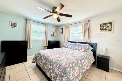 House in Holiday, Florida 3 bedrooms, 88.81 sq.m. № 1789755 - photo 8