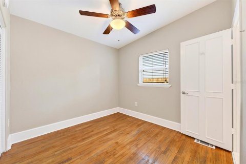 Villa ou maison à vendre à Orlando, Floride: 4 chambres, 196.58 m2 № 2356574 - photo 25