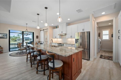 Villa ou maison à vendre à Port Charlotte, Floride: 3 chambres, 193.42 m2 № 1635795 - photo 5