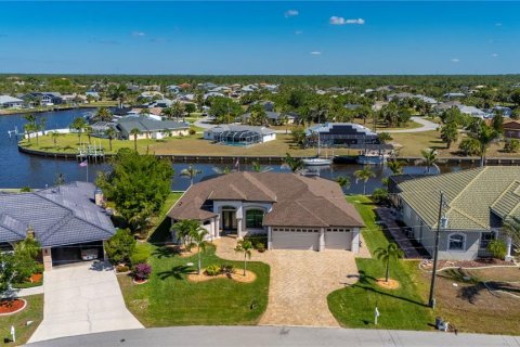 Villa ou maison à vendre à Port Charlotte, Floride: 3 chambres, 193.42 m2 № 1635795 - photo 7