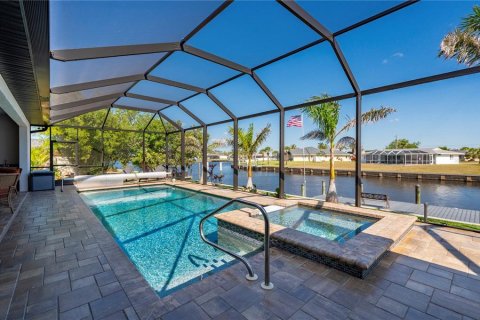 Villa ou maison à vendre à Port Charlotte, Floride: 3 chambres, 193.42 m2 № 1635795 - photo 6