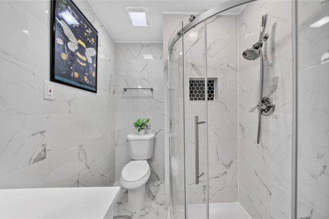 Villa ou maison à vendre à Winter Haven, Floride: 4 chambres, 184.41 m2 № 2408920 - photo 24