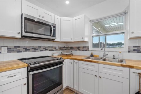Casa en venta en Weeki Wachee, Florida, 3 dormitorios, 110.09 m2 № 1856402 - foto 5