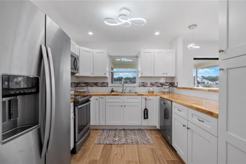 Casa en venta en Weeki Wachee, Florida, 3 dormitorios, 110.09 m2 № 1856402 - foto 4