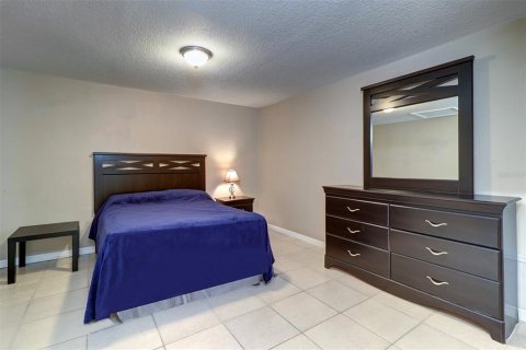 Casa en venta en New Port Richey, Florida, 2 dormitorios, 136.01 m2 № 257823 - foto 19