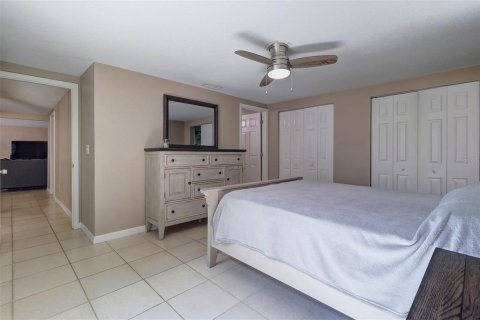 Casa en venta en New Port Richey, Florida, 2 dormitorios, 136.01 m2 № 257823 - foto 16