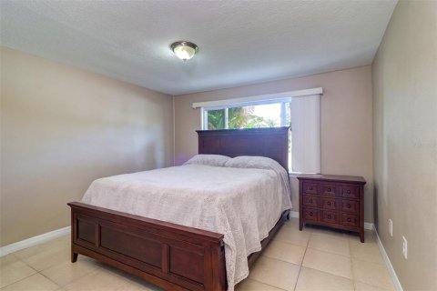 Casa en venta en New Port Richey, Florida, 2 dormitorios, 136.01 m2 № 257823 - foto 20