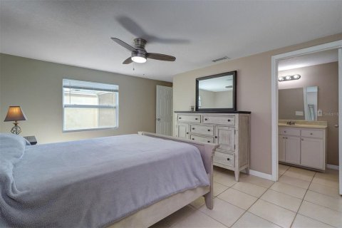 Casa en venta en New Port Richey, Florida, 2 dormitorios, 136.01 m2 № 257823 - foto 17