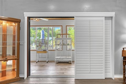Casa en venta en Stuart, Florida, 3 dormitorios, 174.84 m2 № 1676450 - foto 13