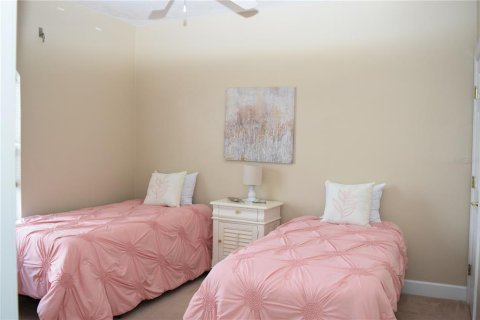 Condo in New Smyrna Beach, Florida, 3 bedrooms  № 1675572 - photo 28