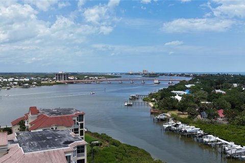 Condo in New Smyrna Beach, Florida, 3 bedrooms  № 1675572 - photo 30