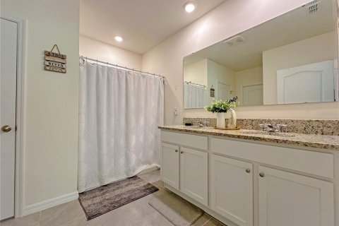 Casa en venta en Deltona, Florida, 4 dormitorios, 170.57 m2 № 1806727 - foto 11