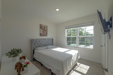 Casa en venta en Deltona, Florida, 4 dormitorios, 170.57 m2 № 1806727 - foto 13