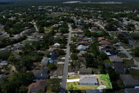 Casa en venta en Deltona, Florida, 4 dormitorios, 170.57 m2 № 1806727 - foto 3