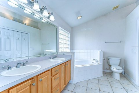Casa en venta en Lakeland, Florida, 3 dormitorios, 164.25 m2 № 1592702 - foto 24