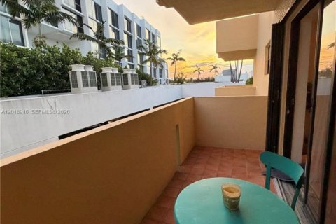 Copropriété à louer à Miami Beach, Floride: 1 chambre, 56.67 m2 № 2085264 - photo 10