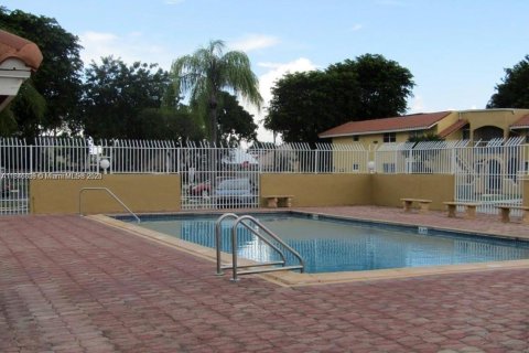 Condominio en venta en Miami, Florida, 2 dormitorios, 92.9 m2 № 1844215 - foto 15