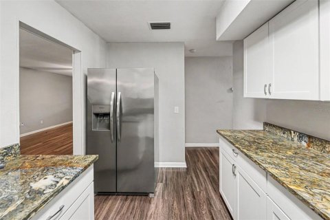 Casa en venta en Saint Petersburg, Florida, 3 dormitorios, 154.68 m2 № 2279915 - foto 7