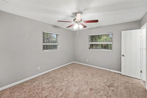 Casa en venta en Saint Petersburg, Florida, 3 dormitorios, 154.68 m2 № 2279915 - foto 8