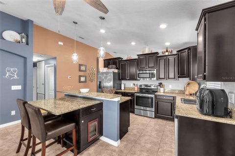 House in Wimauma, Florida 3 bedrooms, 193.42 sq.m. № 2157279 - photo 9