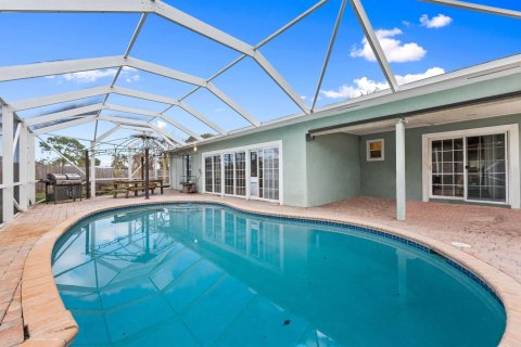 House in Port St. Lucie, Florida 4 bedrooms, 167.22 sq.m. № 2088134 - photo 14
