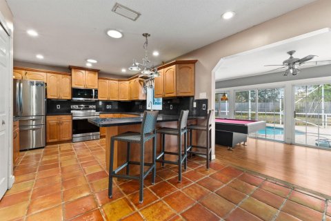 House in Port St. Lucie, Florida 4 bedrooms, 167.22 sq.m. № 2088134 - photo 8