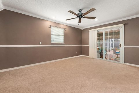 House in Port St. Lucie, Florida 4 bedrooms, 167.22 sq.m. № 2088134 - photo 20