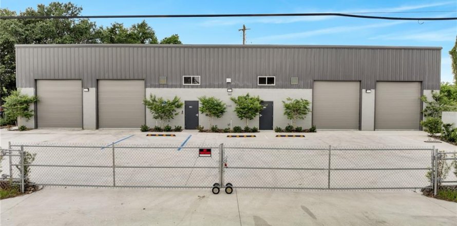 Immobilier commercial à Orlando, Floride 64.38 m2 № 1915357