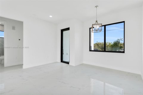 House in Lehigh Acres, Florida 3 bedrooms № 1737614 - photo 28