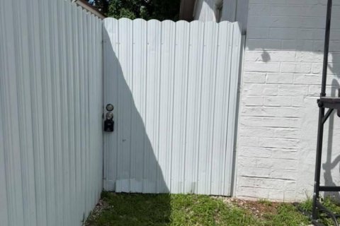 Immobilier commercial à Miami, Floride 1 chambre, 164.99 m2 № 2384929