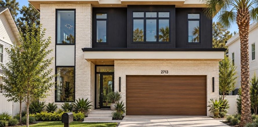 Casa en Tampa, Florida 5 dormitorios, 325.16 m2 № 2430659