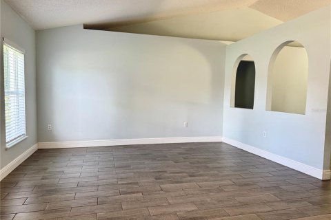Villa ou maison à vendre à Spring Hill, Floride: 4 chambres, 168.25 m2 № 2353358 - photo 7