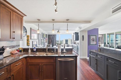 Condominio en venta en Clearwater, Florida, 2 dormitorios, 179.3 m2 № 2107766 - foto 29