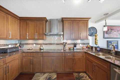 Condominio en venta en Clearwater, Florida, 2 dormitorios, 179.3 m2 № 2107766 - foto 26