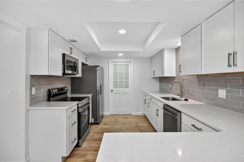 Casa en venta en Palm Coast, Florida, 4 dormitorios, 242.85 m2 № 1919158 - foto 14