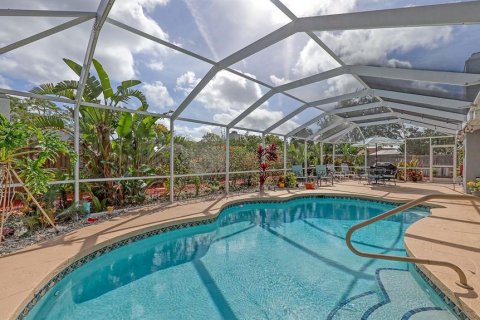 House in Sarasota, Florida 3 bedrooms, 180.23 sq.m. № 1621818 - photo 9