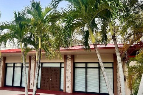 Condo in Miami, Florida, 1 bedroom  № 1929881 - photo 20