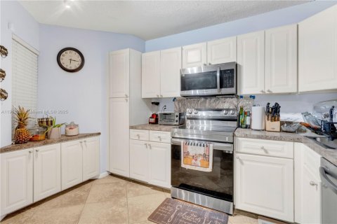 Copropriété à vendre à Coconut Creek, Floride: 2 chambres, 105.91 m2 № 1972071 - photo 5