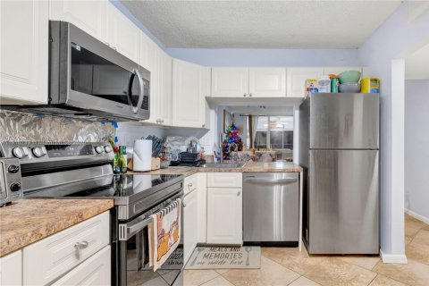 Copropriété à vendre à Coconut Creek, Floride: 2 chambres, 105.91 m2 № 1972071 - photo 6