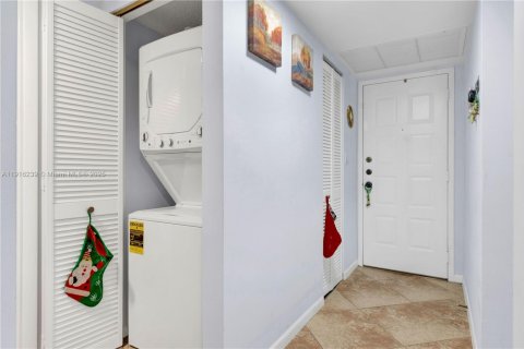 Copropriété à vendre à Coconut Creek, Floride: 2 chambres, 105.91 m2 № 1972071 - photo 20