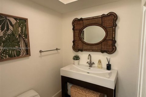 Townhouse in Miami, Florida 3 bedrooms, 125.33 sq.m. № 1955404 - photo 11