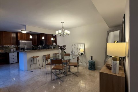 Townhouse in Miami, Florida 3 bedrooms, 125.33 sq.m. № 1955404 - photo 7