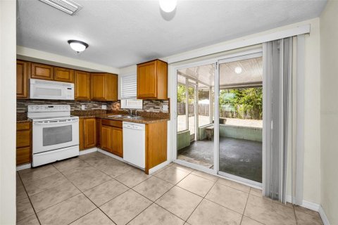 Casa en alquiler en Hudson, Florida, 2 dormitorios, 81.29 m2 № 2094730 - foto 8